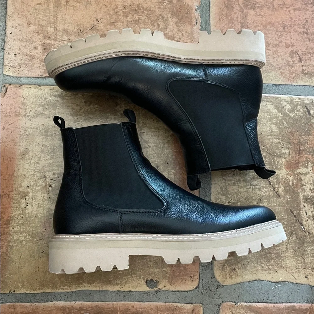 Dolce Vita Moana H2O Waterproof Black Onyx Leather Ankle Booties Size 11